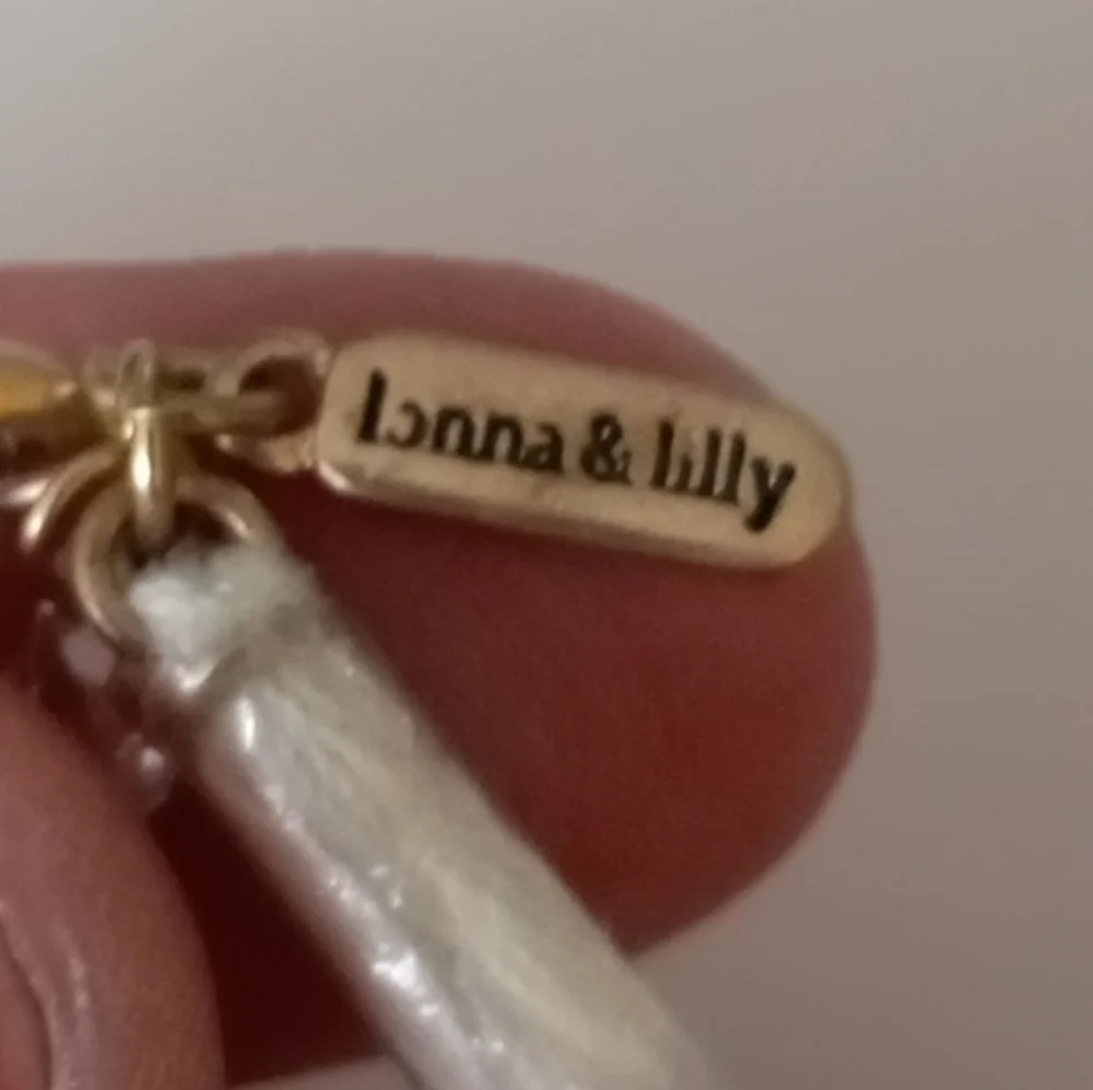 lonna & lilly lonna lily